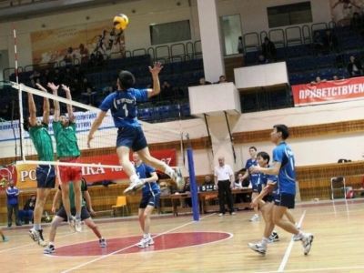 Первенство ДФО по волейболу стартовало в Якутске при поддержке ООО «Саханефть»