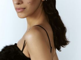 Топ с натуральными перьями, Черный