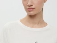 Футболка с круглым вырезом