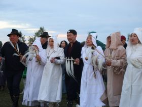 В Якутске на Ысыахе Туймаады состоялся обряд встречи солнца