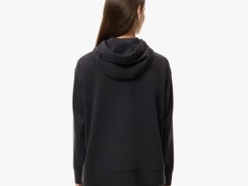 Женский свитшот Lacoste свободного кроя