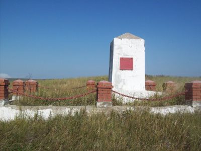 Братская могила партизан