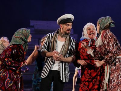 12 стульев