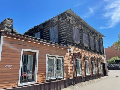 Доходный дом с лавкой Кузнецовых, Плашкиных