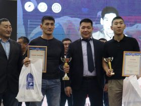 Федерация мас-рестлинга Якутии определила лучших спортсменов года