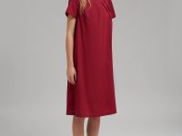 Свободное платье А-силуэта