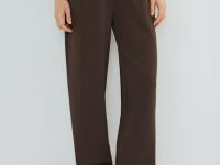 Базовые джоггеры, Коричневый