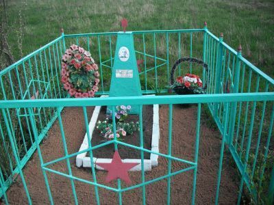 Одиночная могила воина Советской Армии, погибшего в период Великой Отечественной войны 1941-1945 гг.