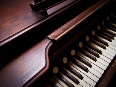 Билеты на Рождественский фестиваль органной музыки. Amor Aeternus: орган и голос при свечах (Англиканская церковь Святого Андрея) / Концерт | Афиша | ИнфоТаймс