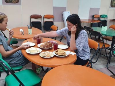 Дети из «Орленка» и жители Арылаха обеспечены всем необходимым