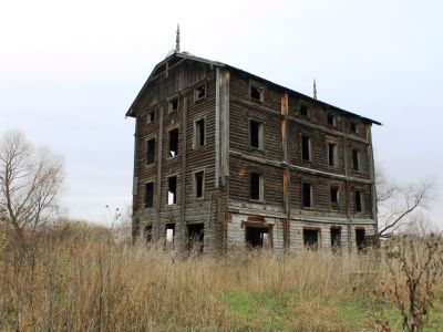 Здание водяной мукомольной мельницы