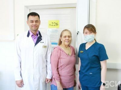 «Поразили внимание и профессионализм»: учительница из Южной Африки оценила работу якутских врачей