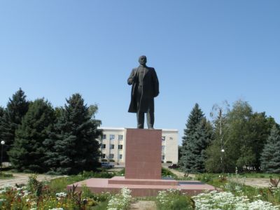 Памятник В.И.Ленину