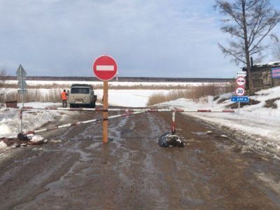 В Якутии закрылись ледовые переправы через Лену, Вилюй, Амгу и ряд автозимников