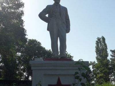 Памятник В.И. Ленину