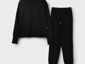 Комплект трикотажный для девочек: джемпер, брюки