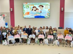 В Якутске состоялась выписка малышей, родившихся в День защиты детей
