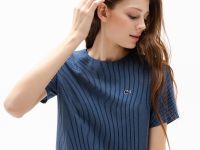 Женское платье Lacoste с круглым вырезом