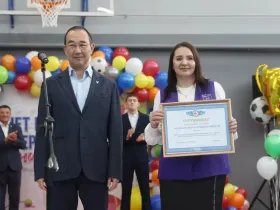 В Томмоте открыли после реконструкции школьный спортзал