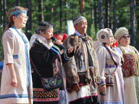 Коренные малочисленные народы открыли свое тюсюлгэ на Ысыахе Олонхо