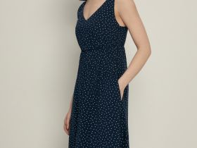 Сарафан миди приталенного силуэта с принтом в горошек