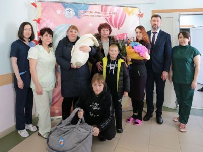 Скоро отец увидит первенца