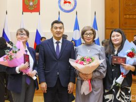 В День российской печати журналистам Якутии вручили награды