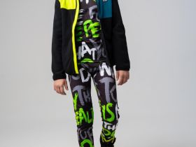 Куртка трикотажная для мальчиков