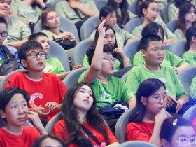 Юные якутяне встретились с космонавтом Олегом Кононенко