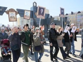 Фото. В Якутске акция «Бессмертный полк» собрала более 50 тысяч человек