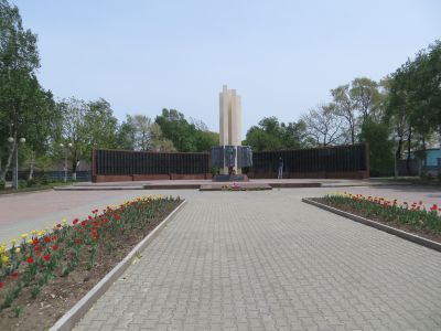 Памятник жителям г. Уссурийска, погибшим на фронте Великой Отечественной войны