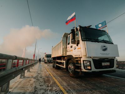 В Нюрбинском районе ввели в эксплуатацию мост через реку Марху