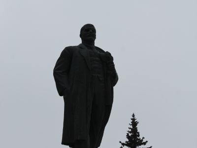 Памятник В.И.Ленину