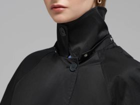 Ветровка со съемным капюшоном