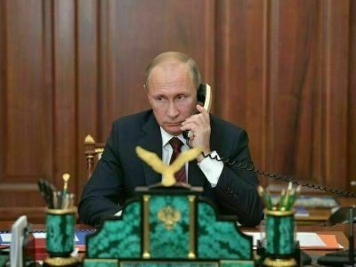 Путин и Джонсон провели телефонные переговоры