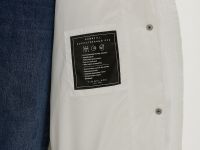 Пальто с воротником-стойкой