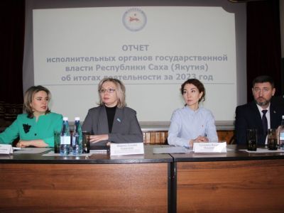 Отчет правительства в Алмазном: что волнует жителей