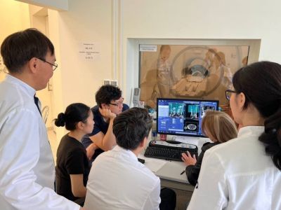 Персонал Якутского республиканского онкодиспансера обучился работе на новейшем МРТ