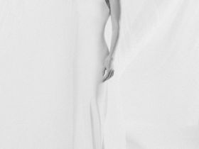 Платье на тонких бретелях, Белый