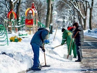 hh.ru: Сколько компания должна заплатить сотрудникам, если они работают в праздники?