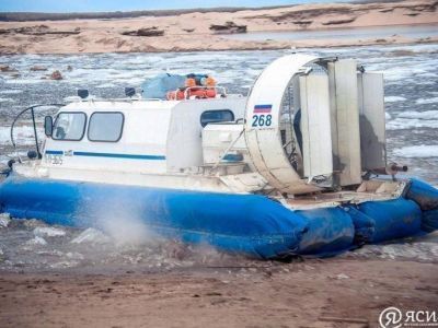 В Якутии стартовали пассажирские перевозки по маршруту Якутск- Нижний Бестях на судах «Хивус»