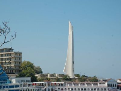 Обелиск городу-герою Севастополю