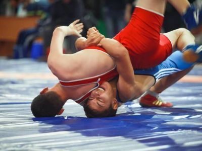 В День защиты детей в Якутске состоится уникальный борцовский турнир «Кубок трех долин»