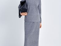 Джемпер свободного силуэта с округлой горловиной