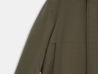 Утепленное пальто со съемным капюшоном