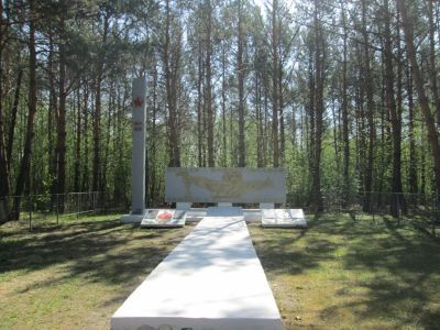 Памятник односельчанам, погибшим в годы Великой Отечественной войны