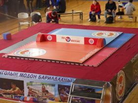 В десятый раз в Монголии проведен национальный чемпионат по мас-рестлингу