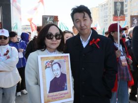 Фото. В Якутске акция «Бессмертный полк» собрала более 50 тысяч человек