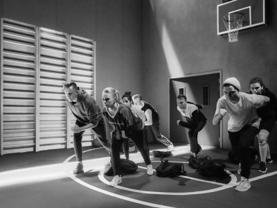 Билеты на Всем кого касается (Глобус) / Театр | Афиша | ИнфоТаймс