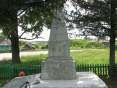 Памятник землякам, погибшим в годы Великой Отечественной войны (1941-1945 гг.)